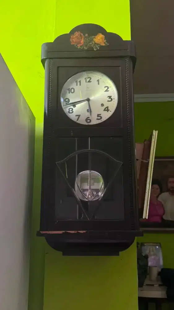 Junhans W64 wall clock