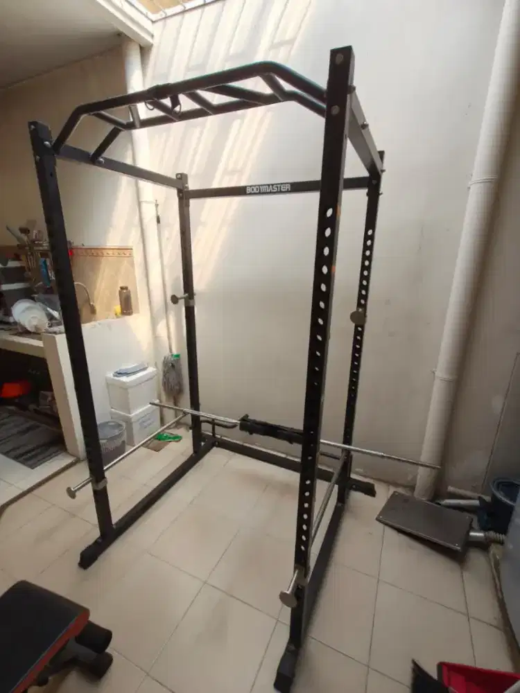Paket Home Gym Power Rack Bodymaster + Adjustable Bench & Aksesories
