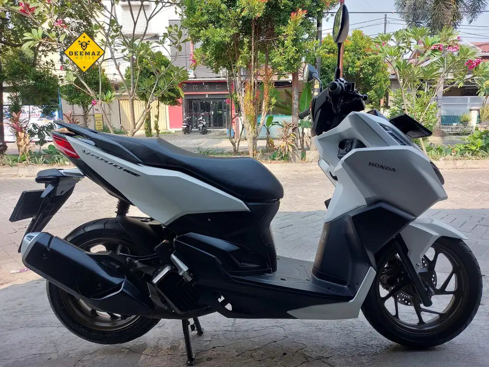 (DP 500 Rb)‼️ Vario 160 ABS Putih 2023 Cash, Kredit & Tukar Tambah