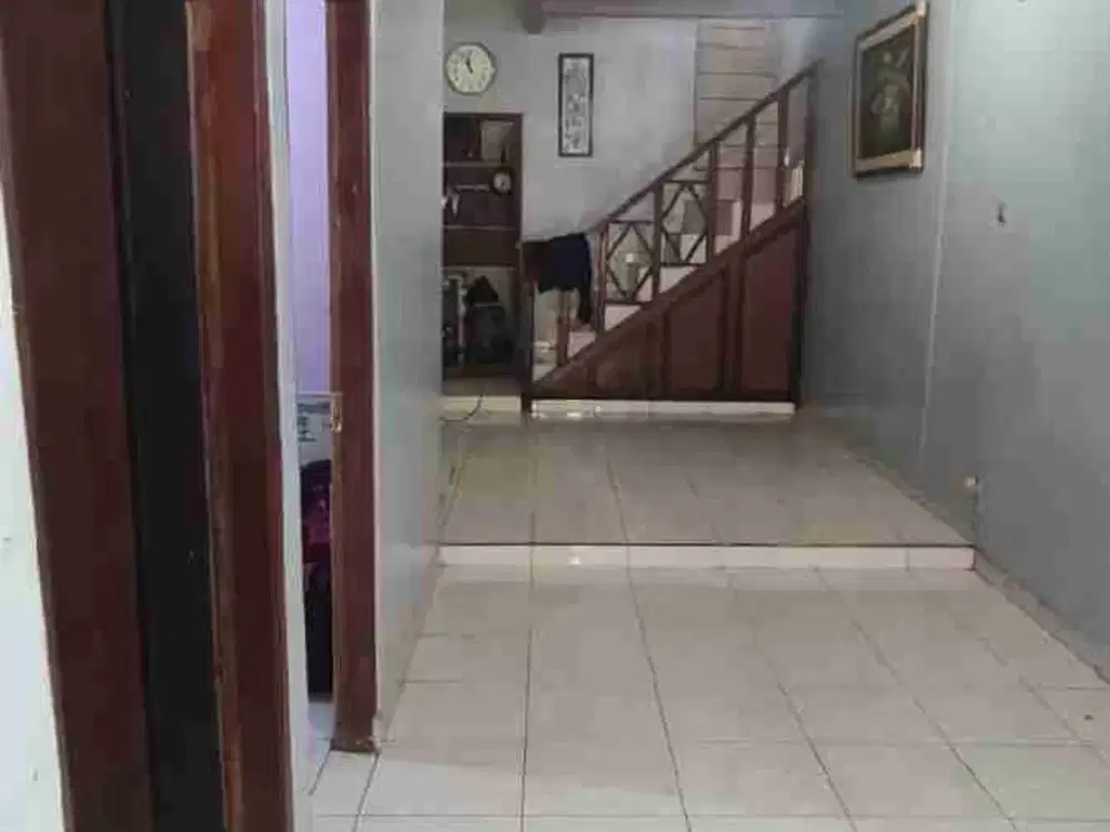 Rumah di Kompleks Daerah Ciwastra