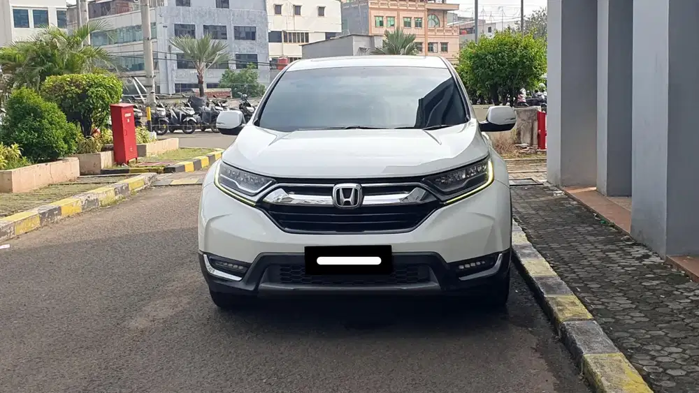 Honda crv turbo prestige 2017 sunroof putih