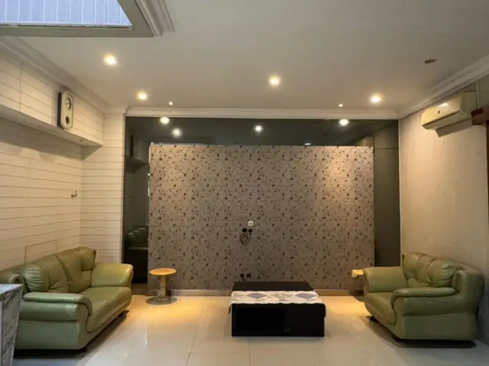 Dijual Rumah di permata buana