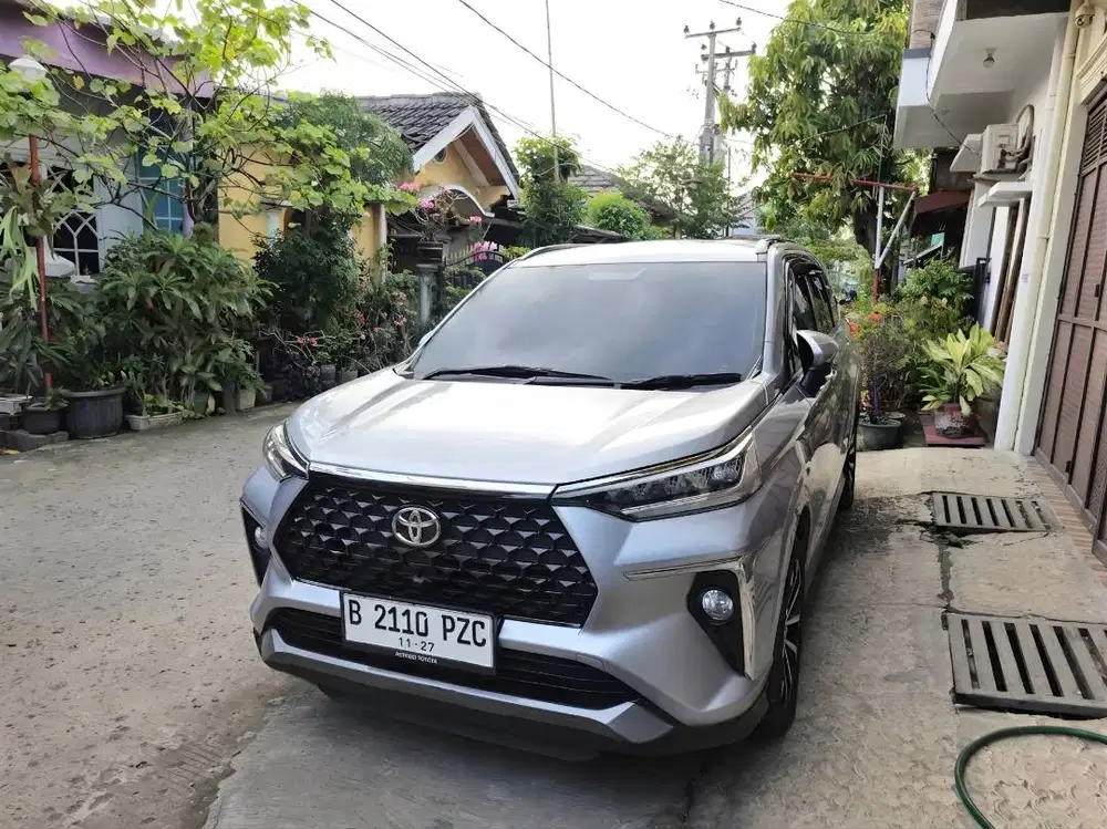 Toyota Avanza Avansa Veloz Velos Q Matic AT Tahun 2022 Silver , 2021