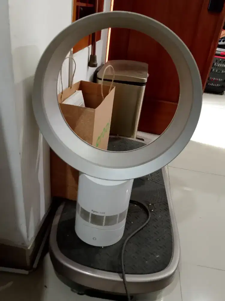 Sofa Recliner Kipas Angin Dyson