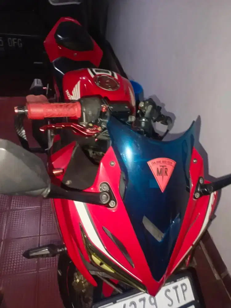 Dijual Honda CBR 150R 2018 - MERAHPUTIH