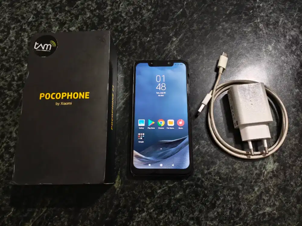Xiaomi POCOPHONE F1 6/128GB Second Fullset Charger ORI BARANG LANGKA!!