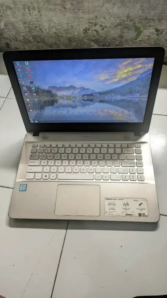 ASUS VIVOBOOK X441U INTEL CORE I3 6TH 1TB