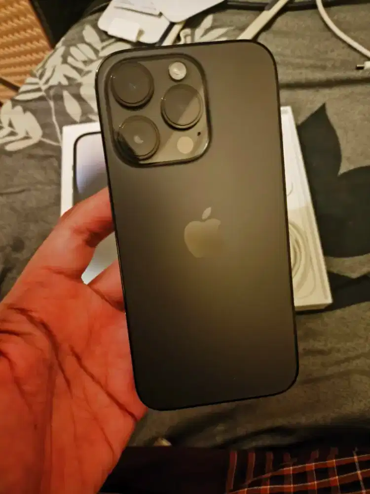 APPLE IPHONE 14 PRO BLACK 512 GARANSI RESMI
