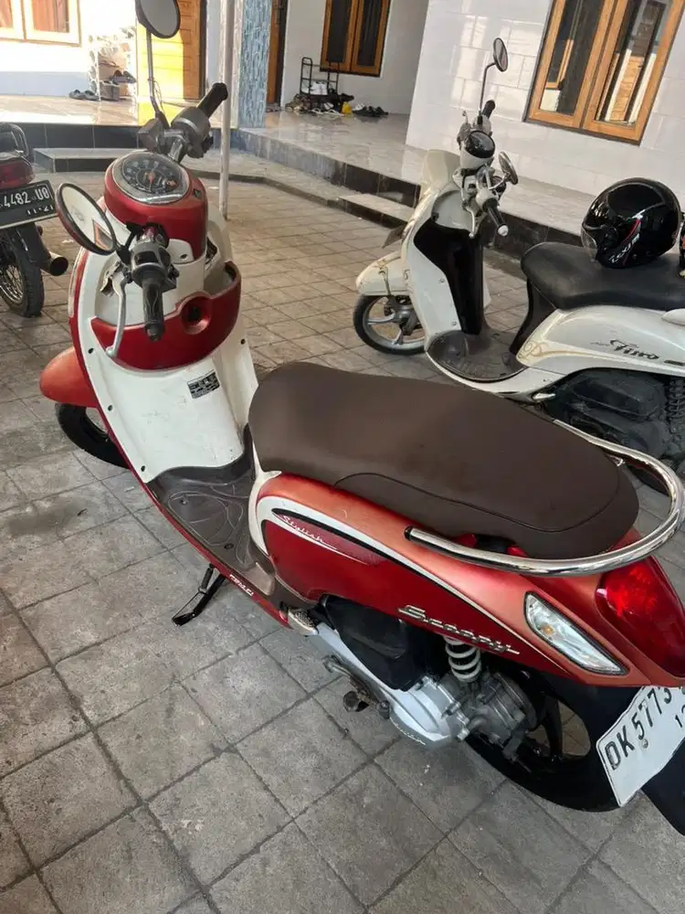 scoopy injeksi dan lain lain