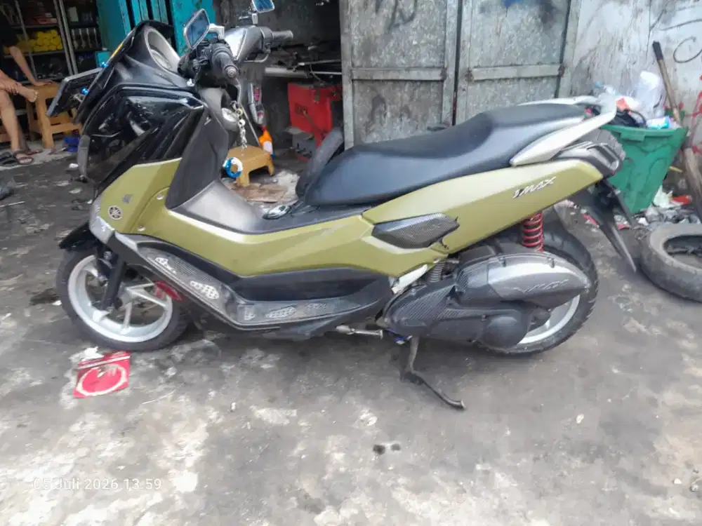 Yamaha n max 2016 lengkap pjk idup depok mepet
