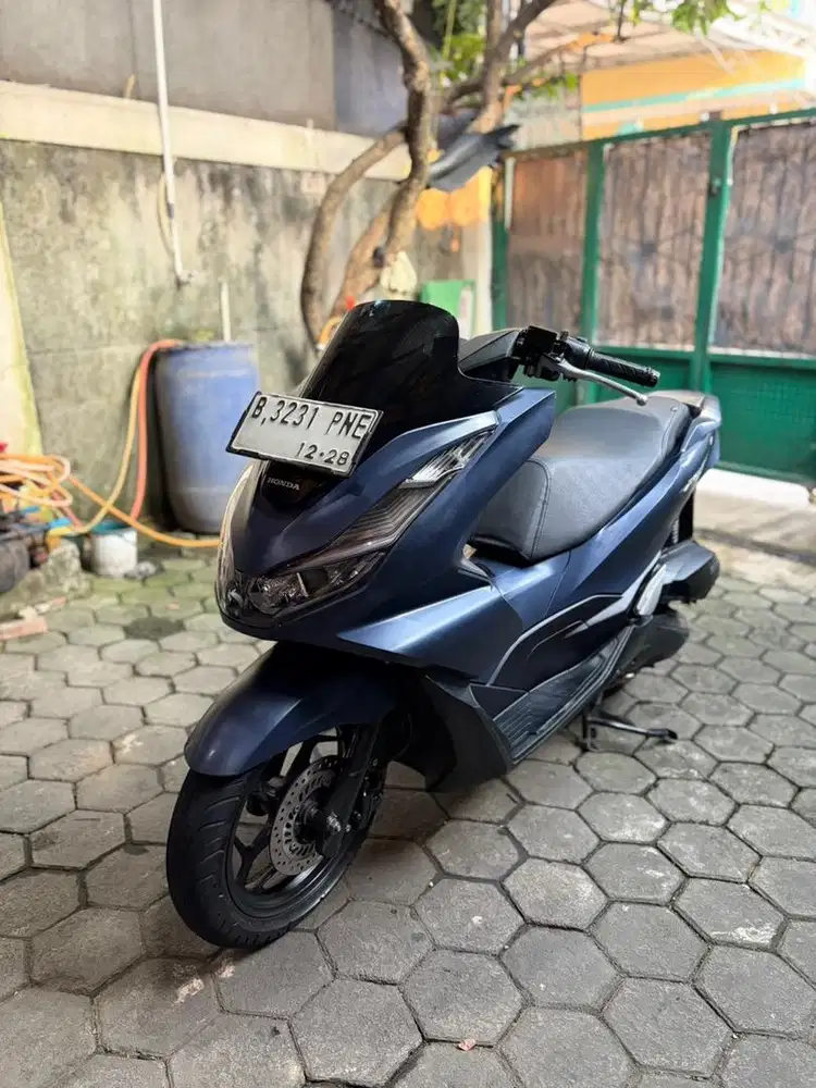 Honda Pcx 160 CBS 2023 keyles biru pajak on