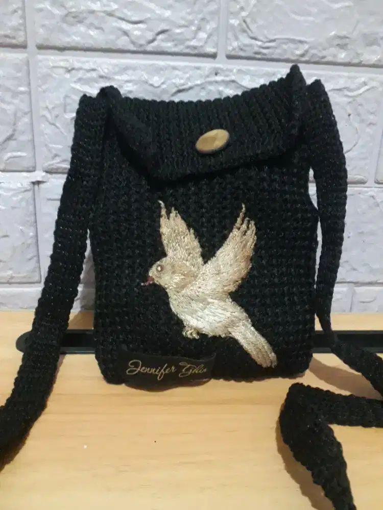 Tas second Rajut buatan tangan sendiri warna Hitam