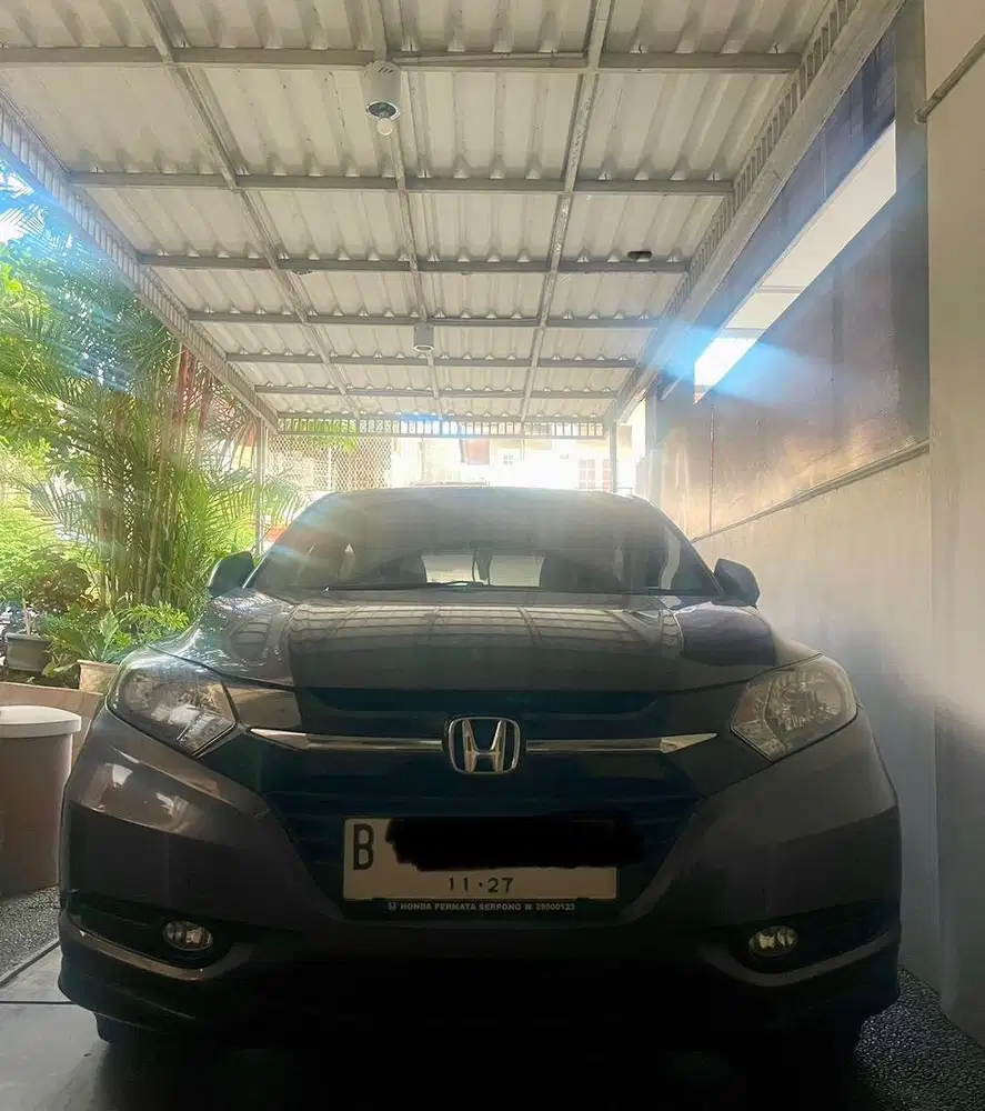 Dijual honda Hrv S 2017 manual low km antik original