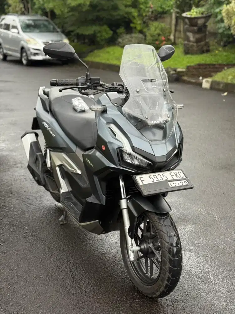 Honda ADV 160 Non ABS Thn 2024 Mulus