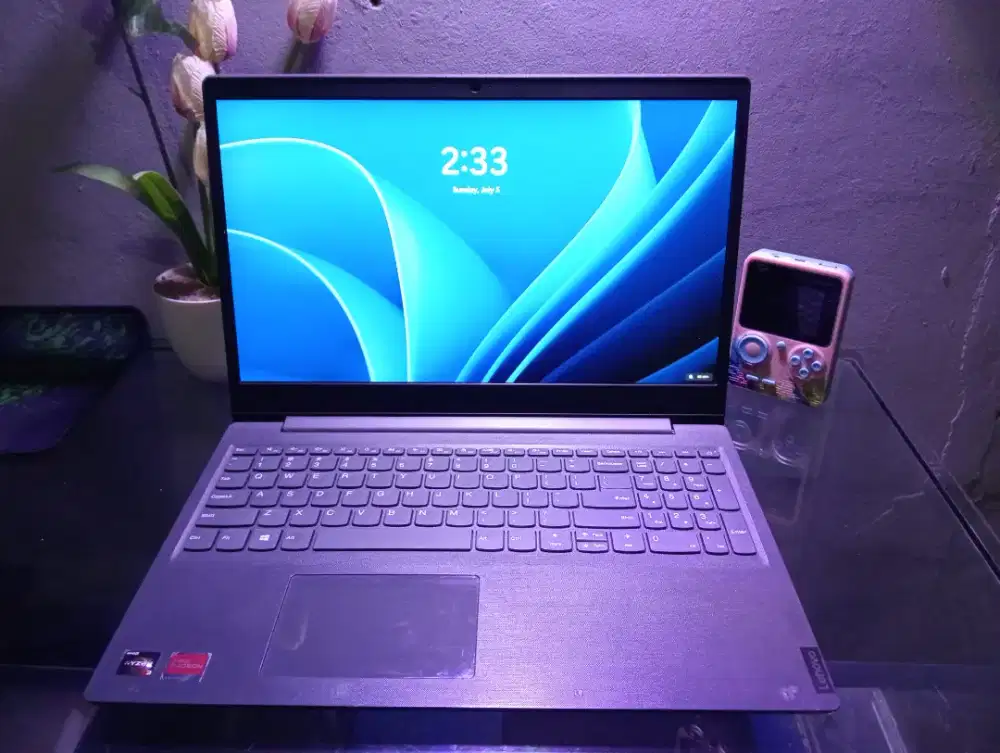 Laptop Lenovo Ideapad 827C AMD Ryzen 3 Ram 8Gb DDR4