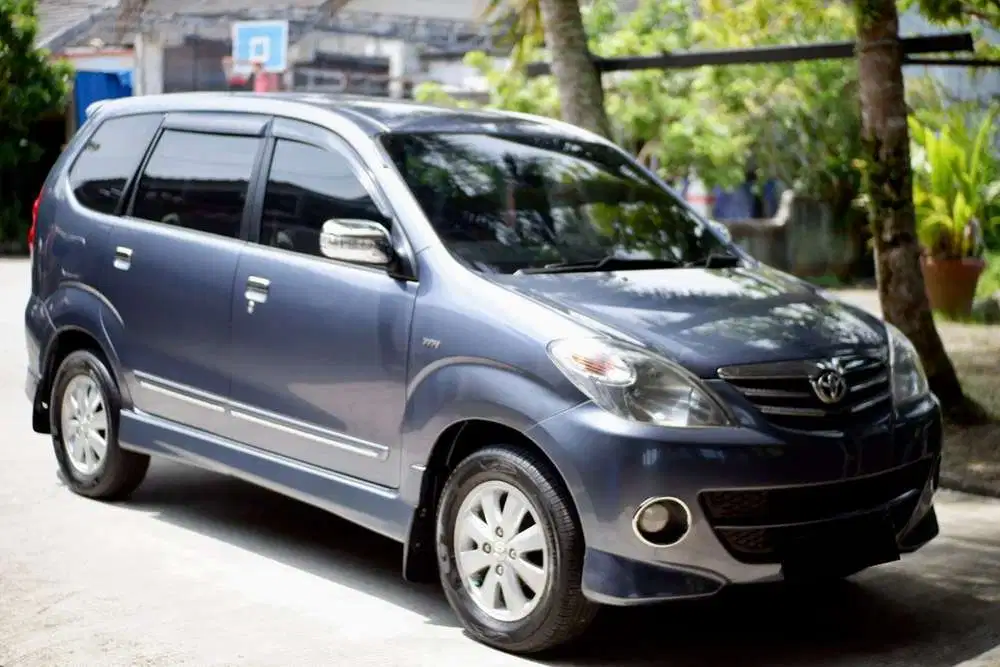Toyota Avanza 2011 Bensin
