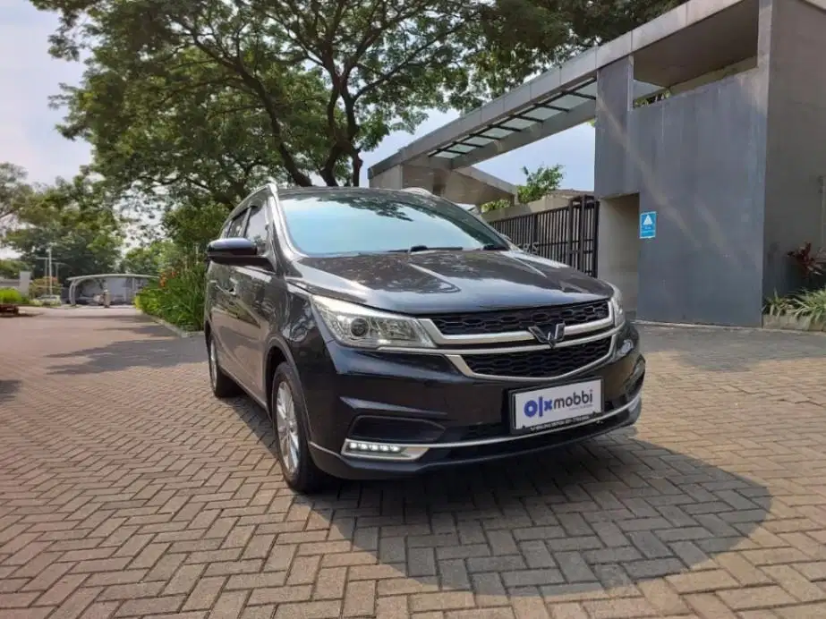 TDP 7, JT Wuling Cortez 1.5S T Lux Bensin-AT Hitam 2020