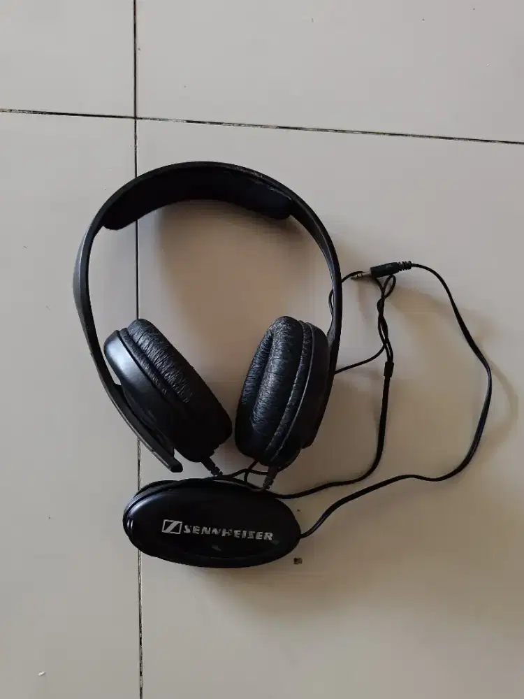 Headphone Sound Quality SENNHEISER HD202