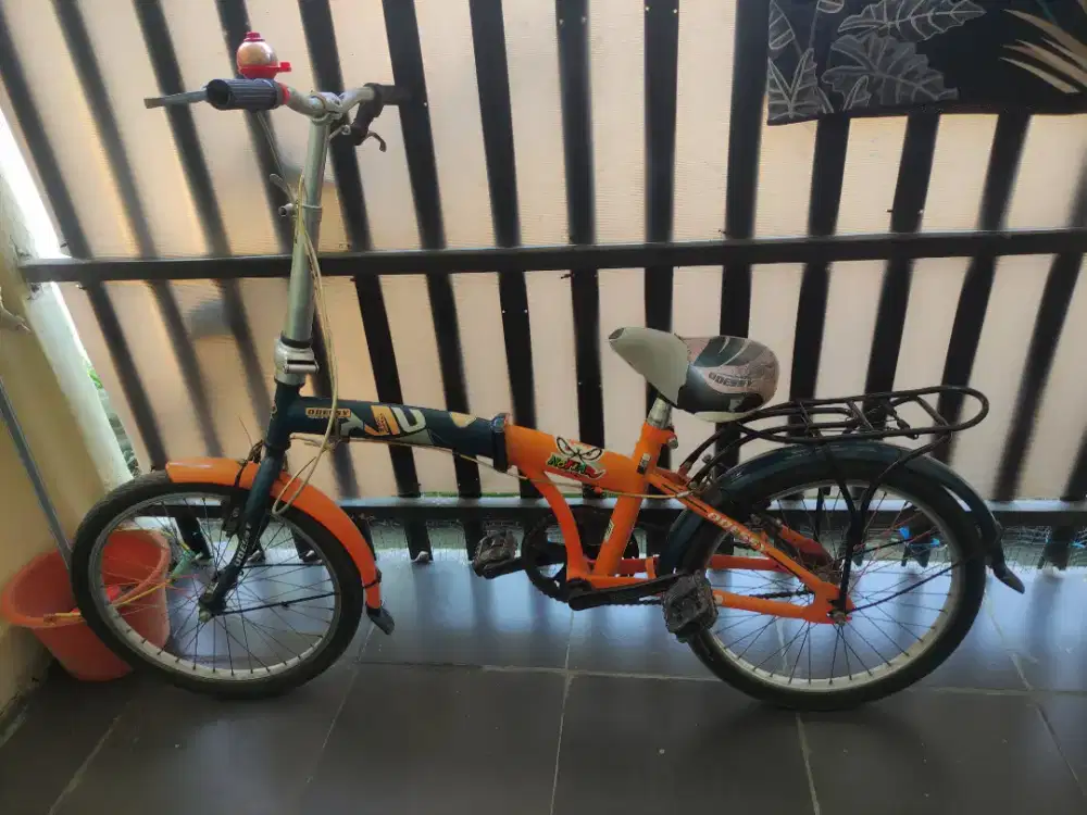Sepeda lipat UK 20