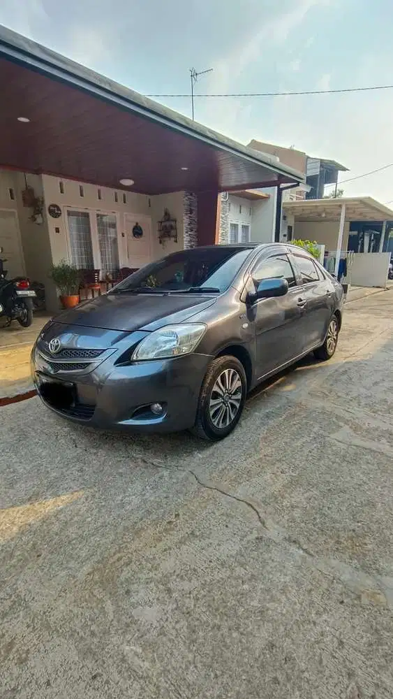 Jual Toyota Vios 2011 Bensin