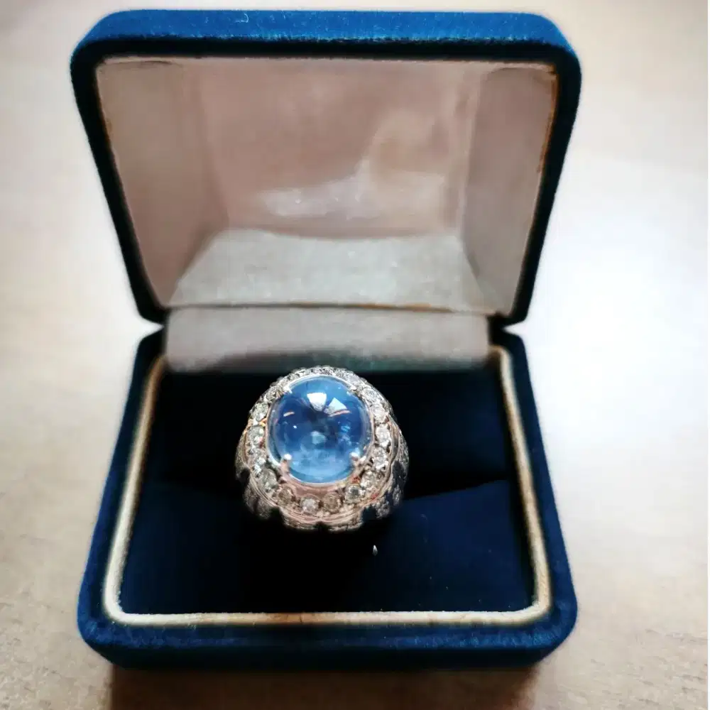 Cincin Emas Berlian Blue Sapphire