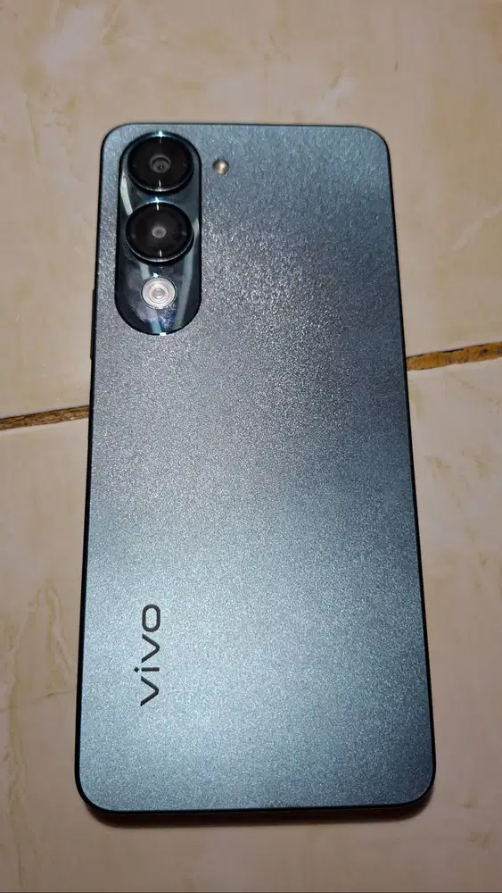 JUAL HP VIVO Y04S RAM 4/128 GB HIJAU