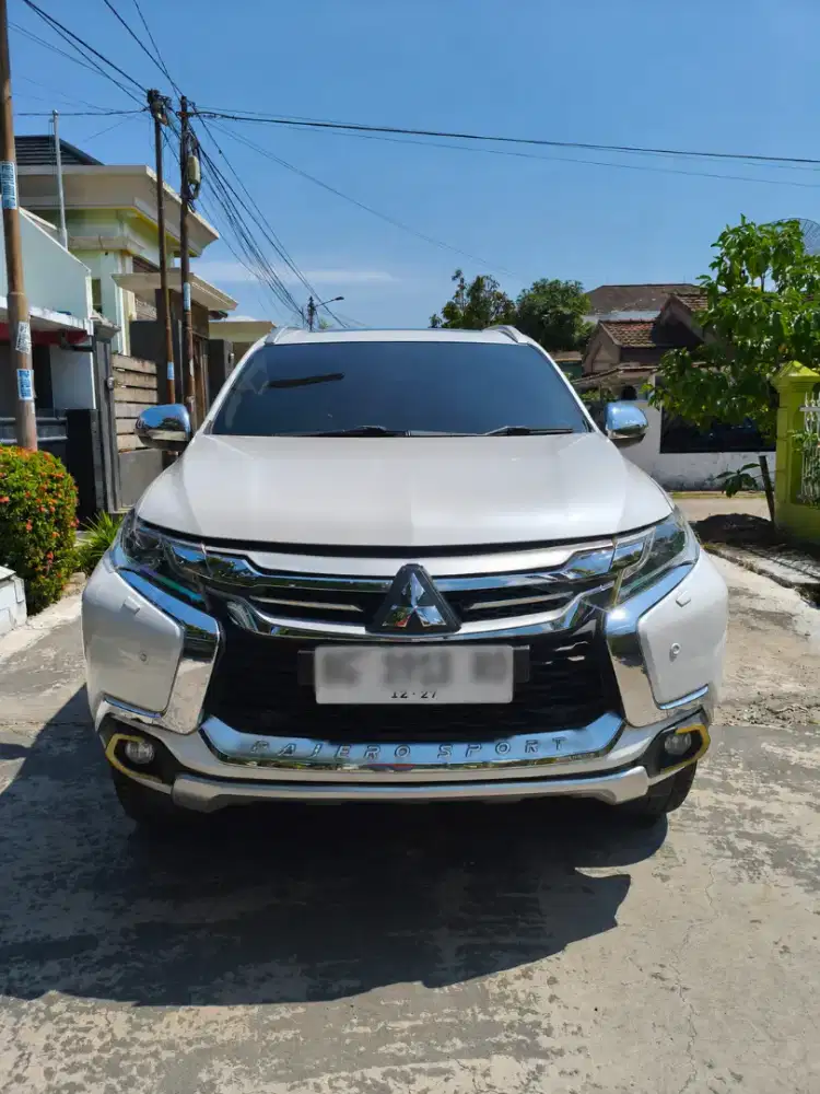 Mitsubishi Pajero Sport Dakar 4x2 Automatic  *Low Odo KM*
