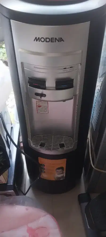Dispenser Modena bekas