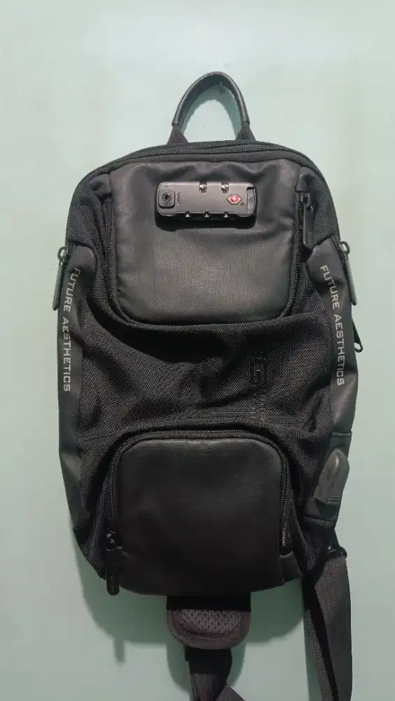 Tas Selempang Bange TSA Lock