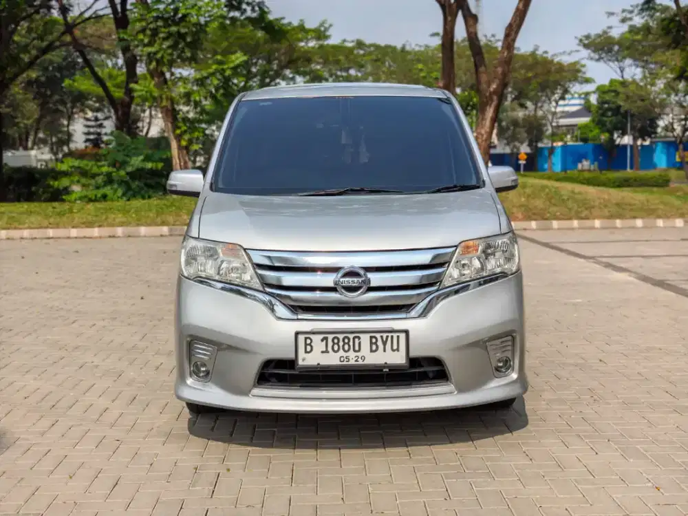 NISSAN SERENA HWS AT 2013 SILVER