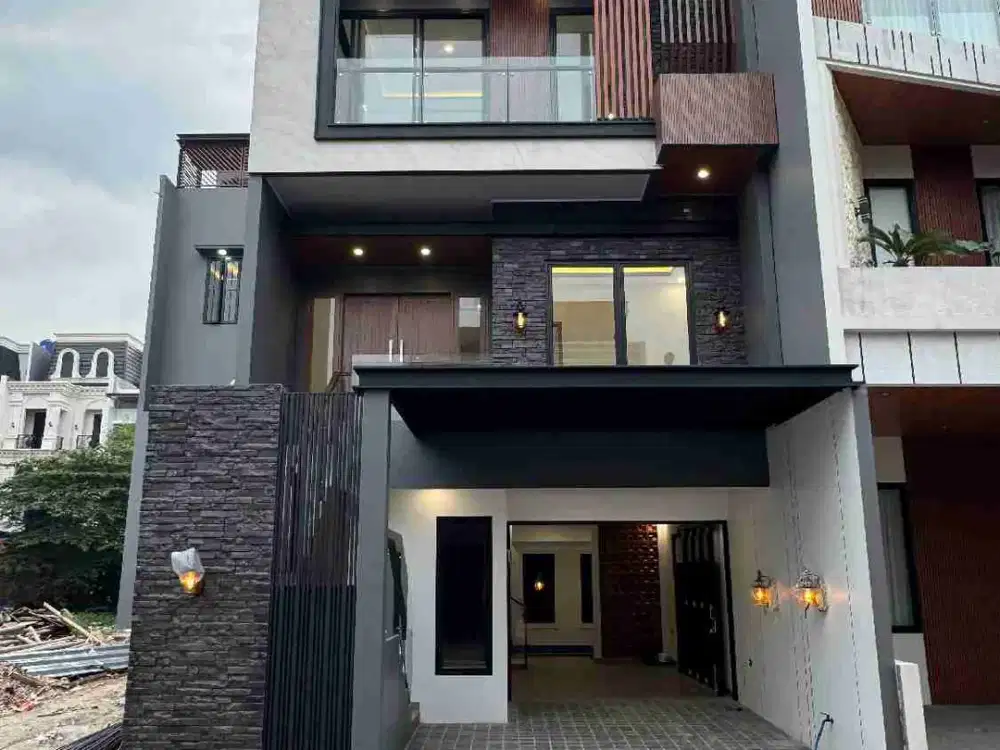RUMAH BARU MODERN SIAP HUNI DALAM TOWNHOUSE PREMIUM
