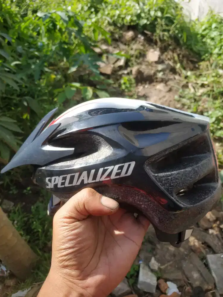 Original helm Specialized Contour Size SM