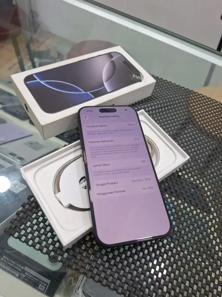 Iphone 16 pro 128gb ibox lengkap