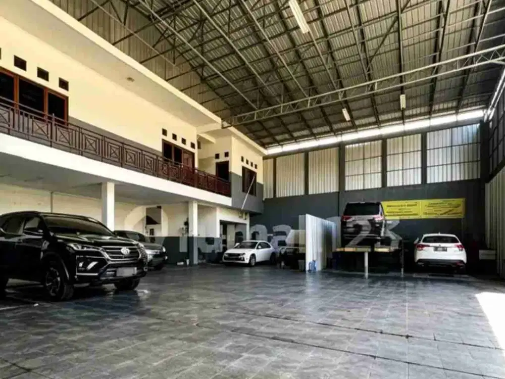 Jual Bangunan Tempat Usaha Pinggir Jalan Raya Sampangan