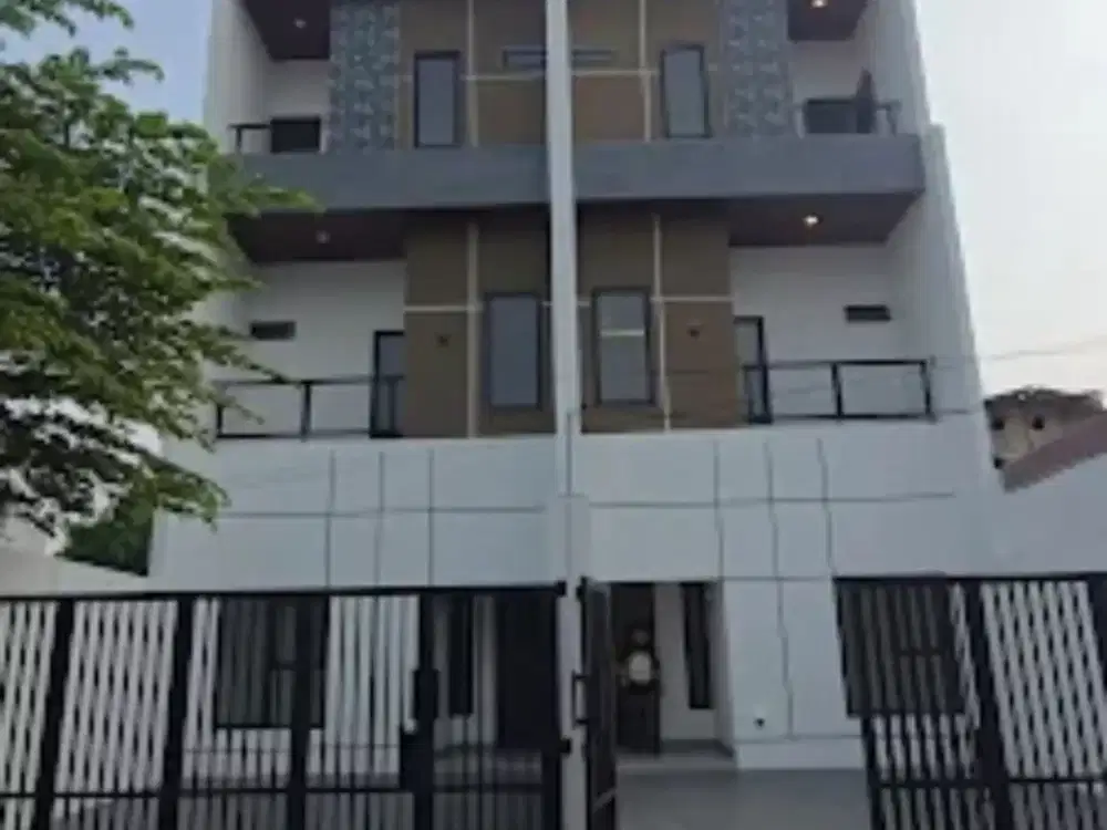Jual Rumah Brand New 2 Lantai 3+1 Kamar Tidur Kavling DKI Carport 2 Mobil