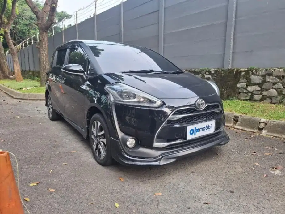 DP MURAH Toyota Sienta 1.5 Q Bensin-AT 2017 C6VMA