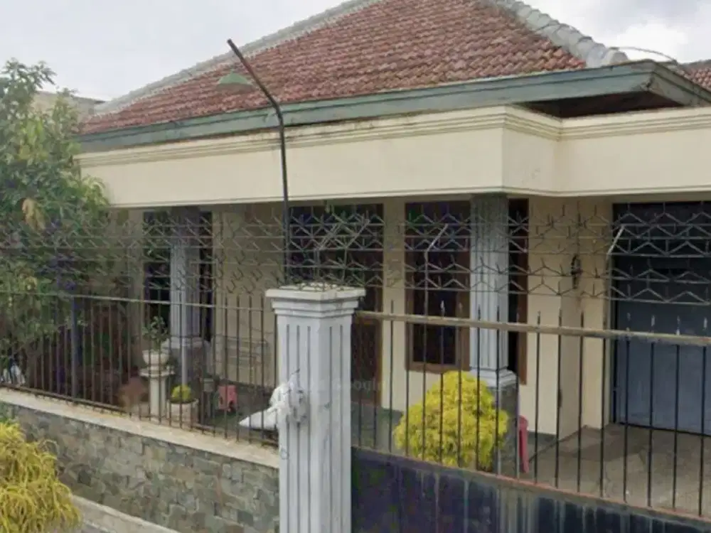 Dijual rumah 1 lantai cocok untuk investasi kos2 an dekat dengan kawasan mahasiswa soekarno hatta malang
