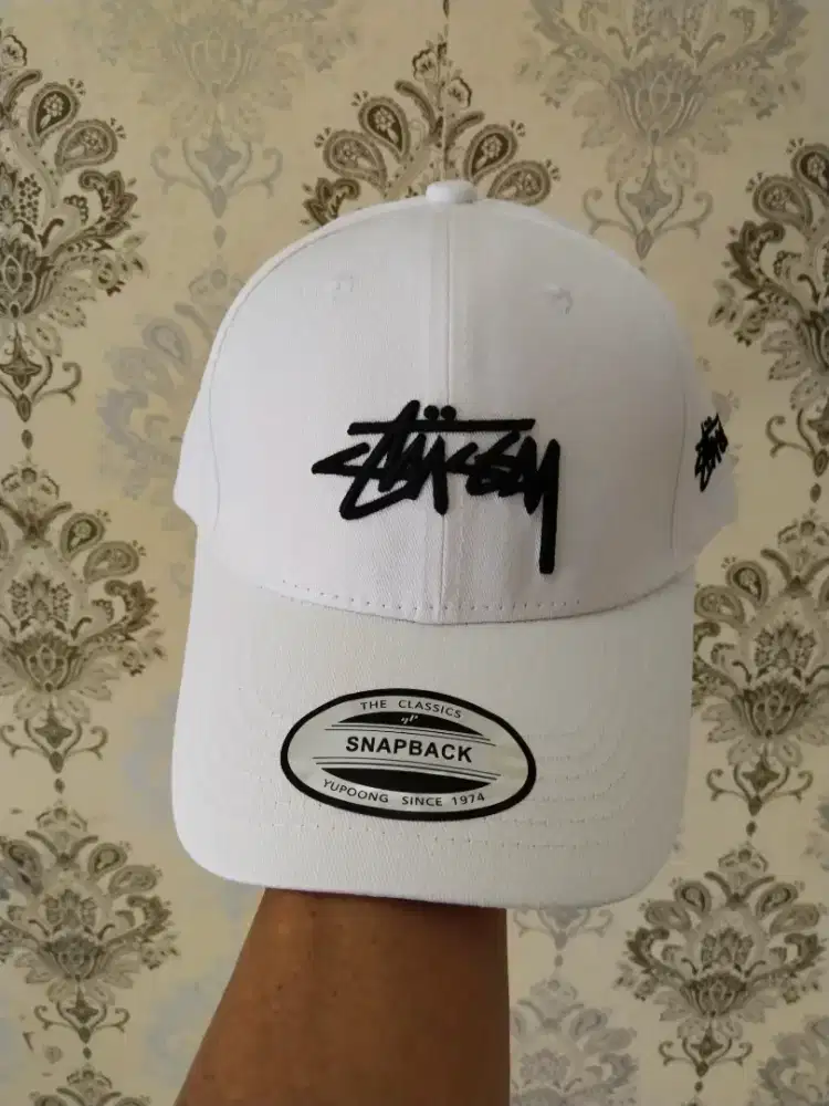 Topi Jaring Putih Bordir Stussy Import