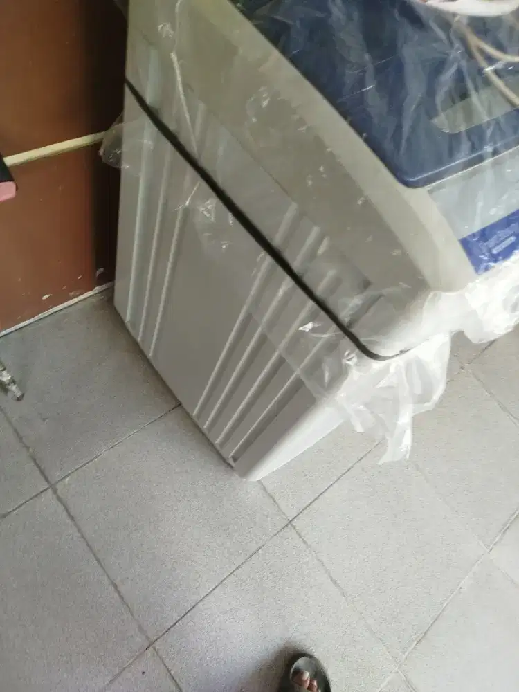 Mesin cuci aqua