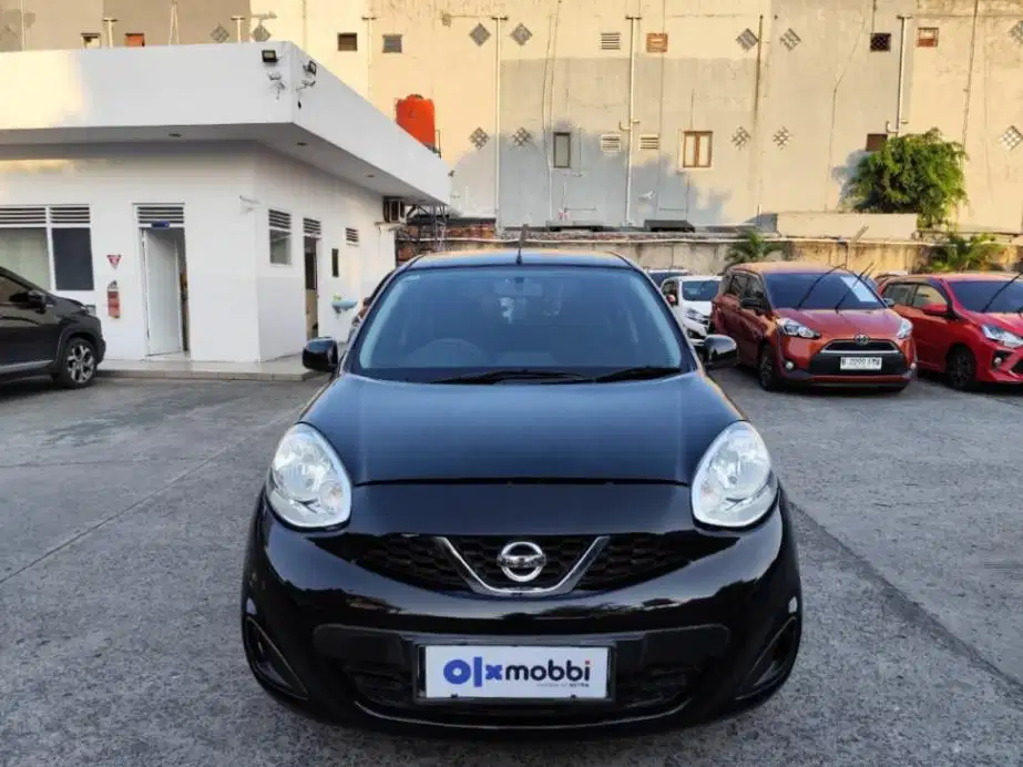 FAST MOVING Nissan March AT 2016 KIM