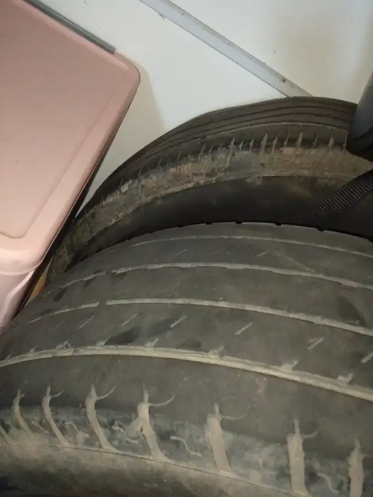 Ban Bekas 205/70 R15 Produksi tahun 2015 Achilles dan GT Radial