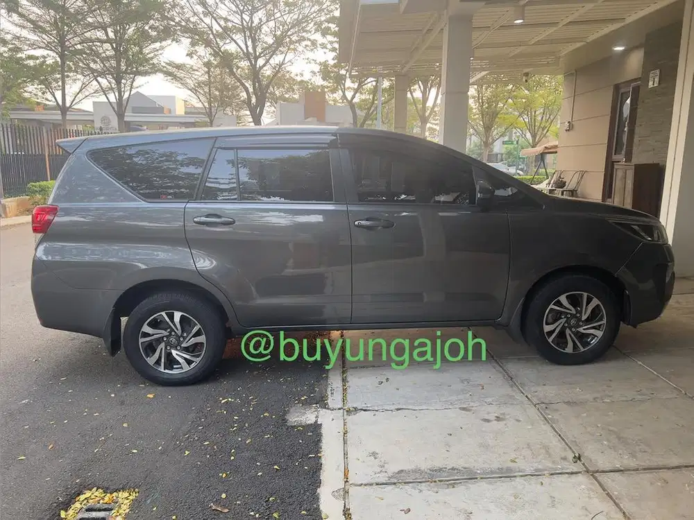 Toyota Innova Reborn 2022 G Diesel AT