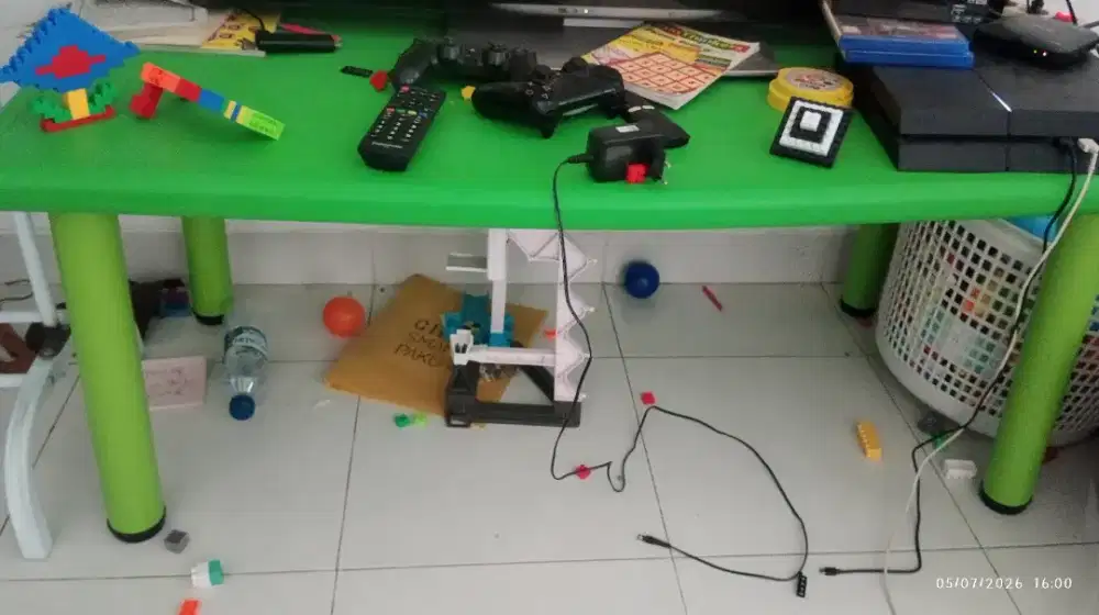 Dijual Meja Informa