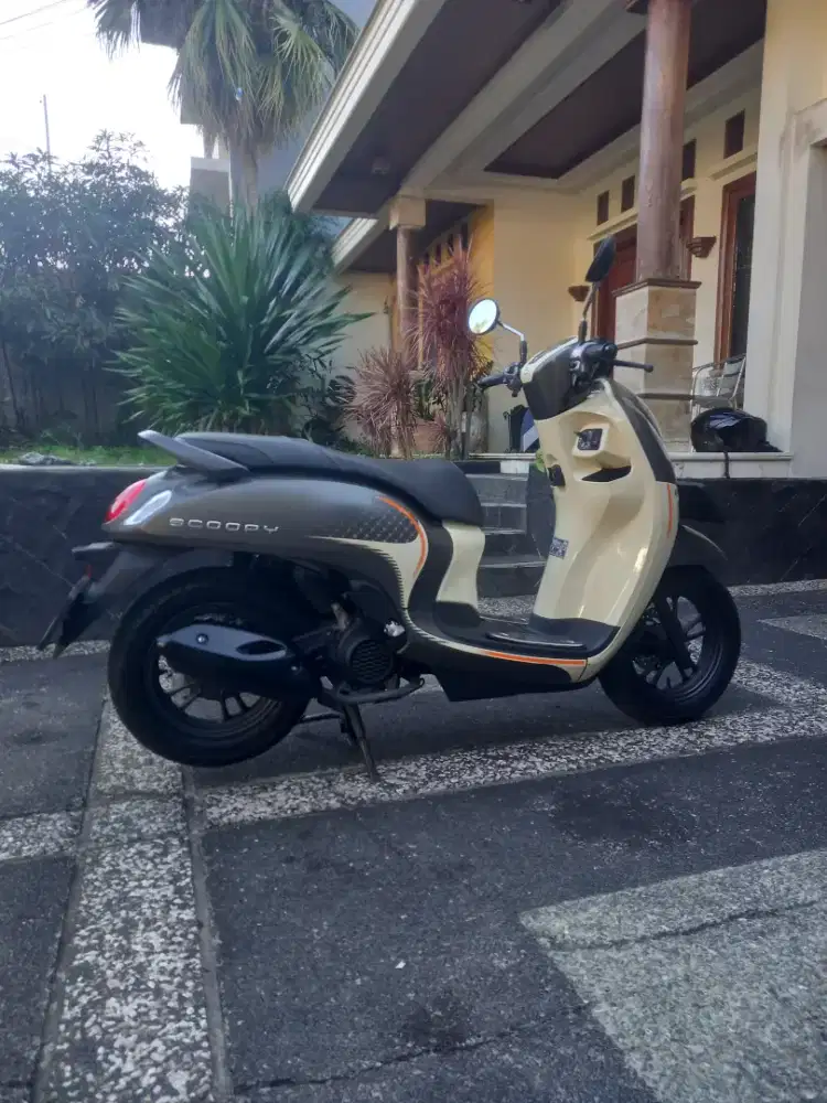 Scoopy 2024 mukus km 8rb