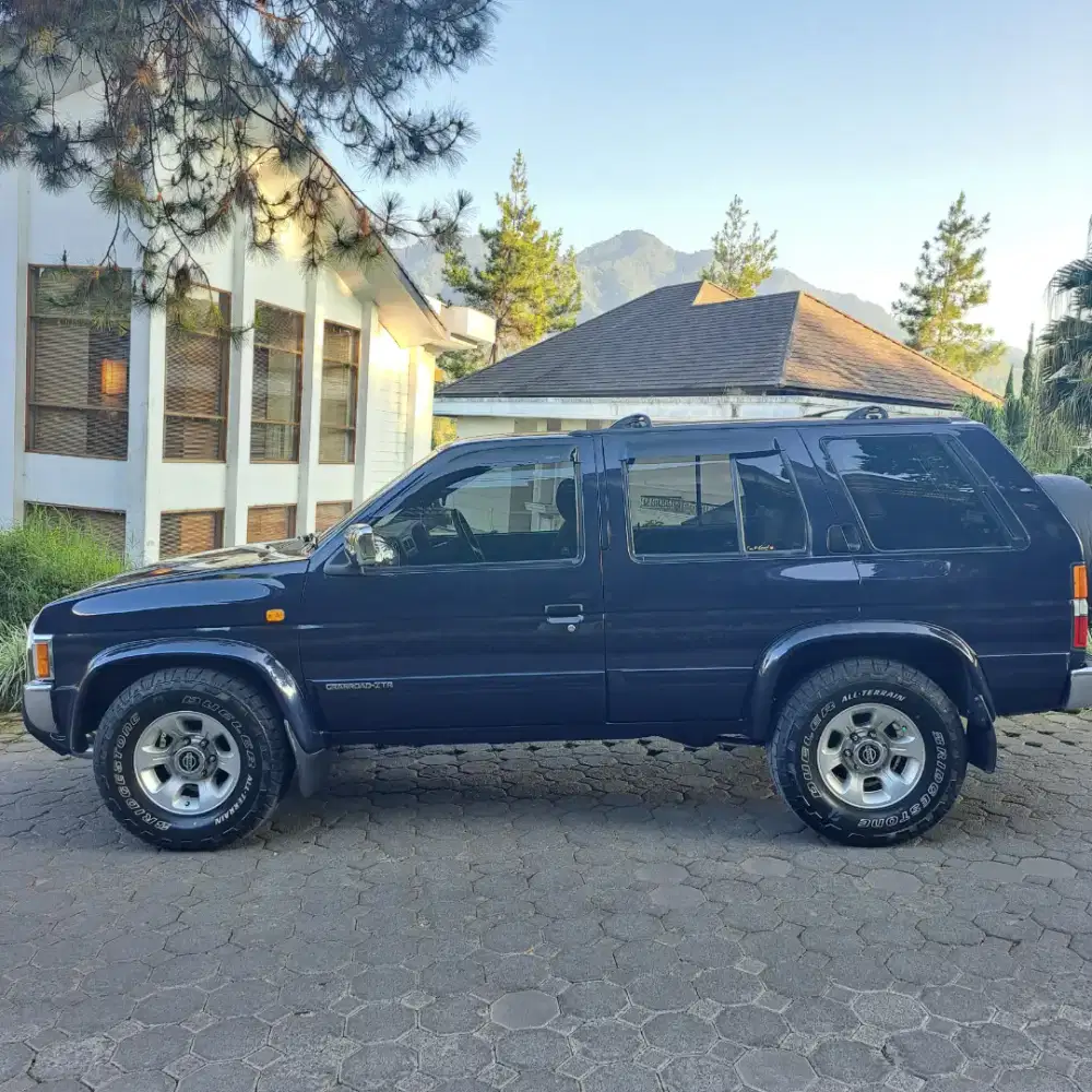 Nissan Terrano 2001 Rapih, Bersih dan Low KM