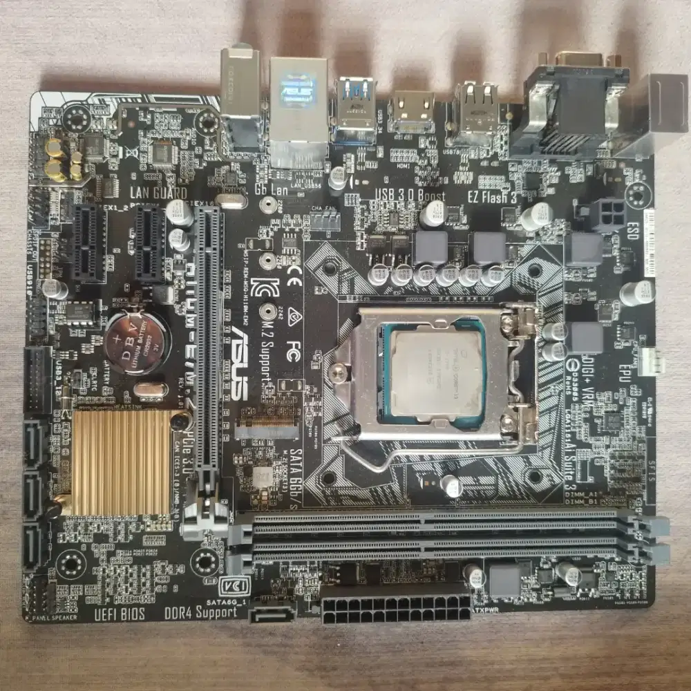 Dijual Paket Komputer CPU intel core i3 3,9GHz Memory DDR4 4GB