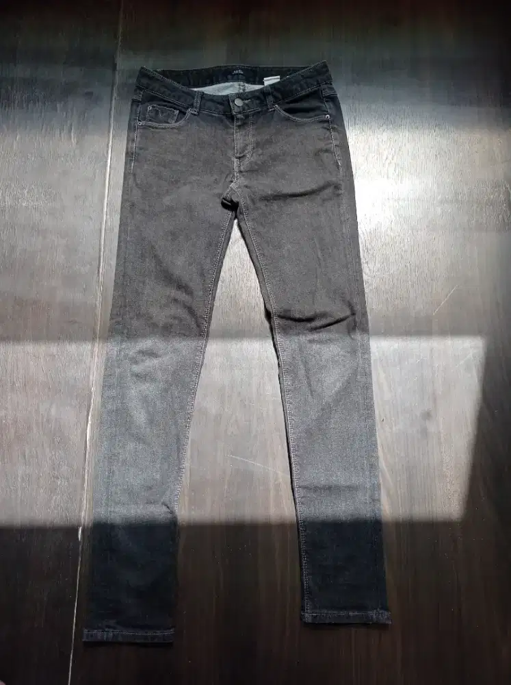 celana jeans hum