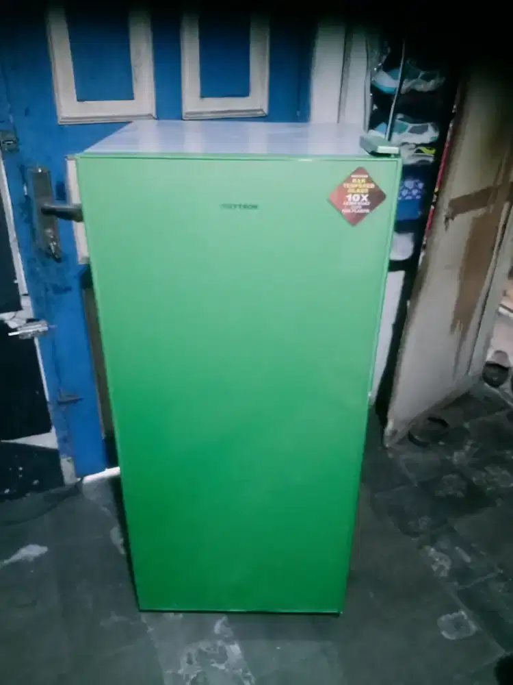 Jual kulkas Polytron beleza 1 pintu mesin ori dingin beku normal