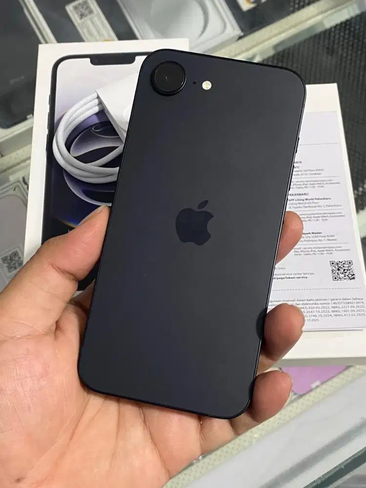 iPhone 16e 12&GB ON Oktober 10