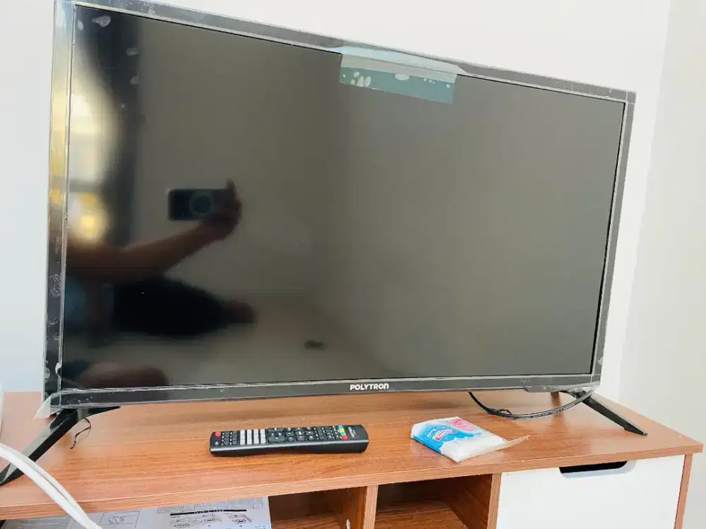 TV LED POLYTRON 32 inch